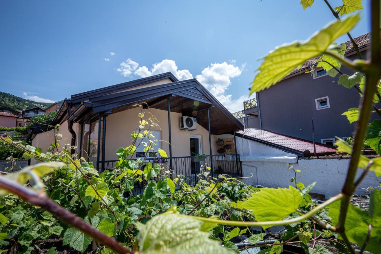 Self Check-In Apartment With Jacuzzi Mostar Buitenkant foto