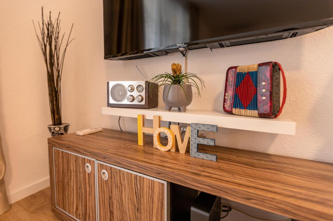 Self Check-In Apartment With Jacuzzi Mostar Buitenkant foto