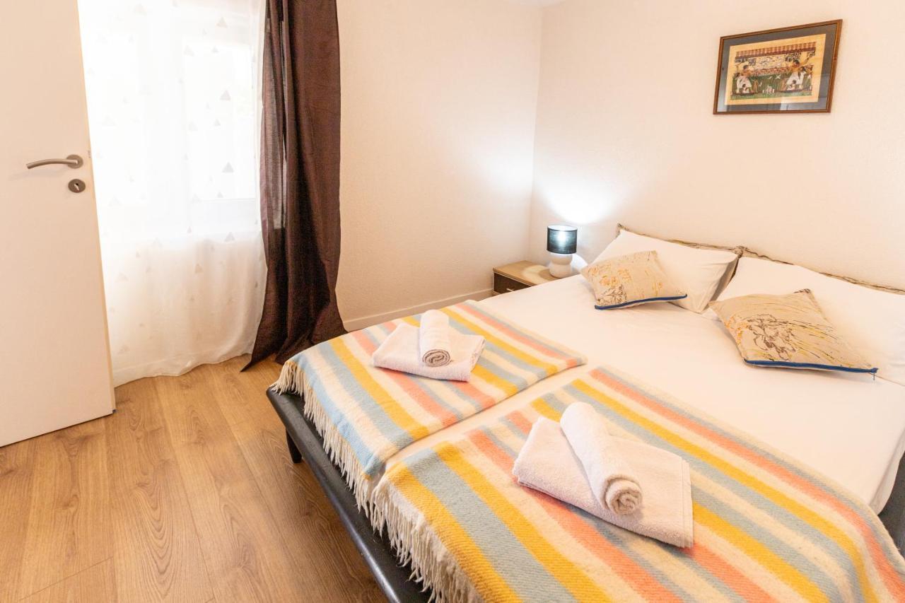 Self Check-In Apartment With Jacuzzi Mostar Buitenkant foto
