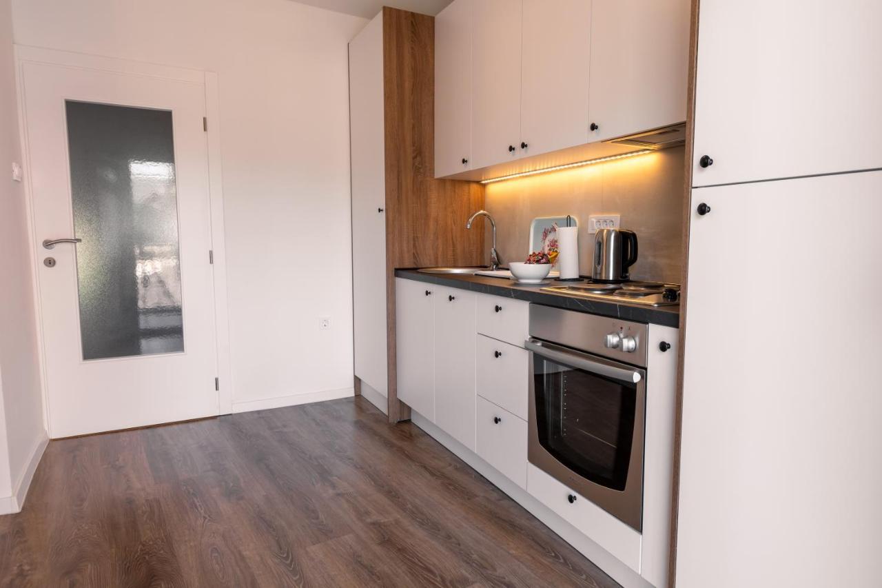 Self Check-In Apartment With Jacuzzi Mostar Buitenkant foto