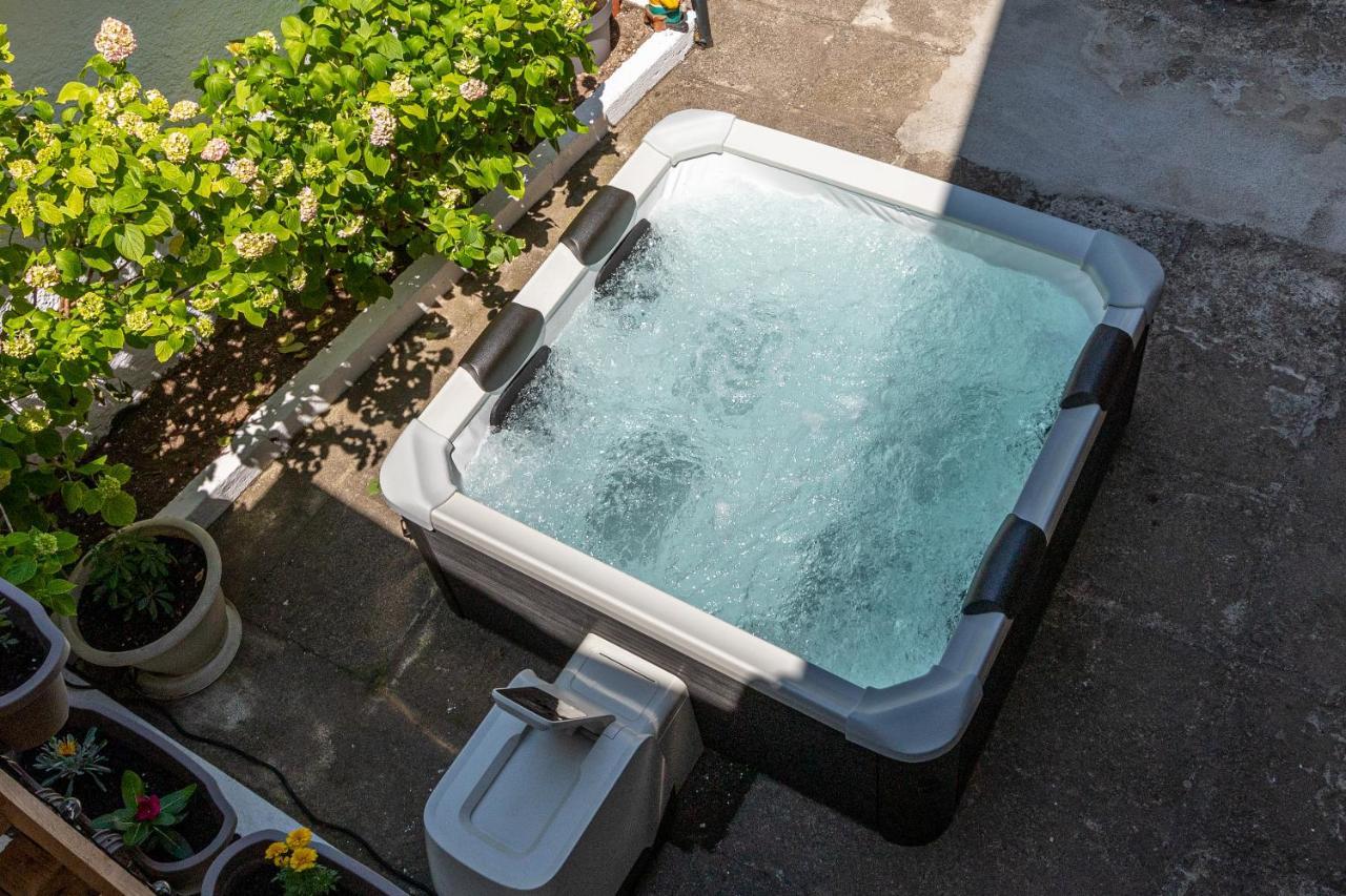Self Check-In Apartment With Jacuzzi Mostar Buitenkant foto
