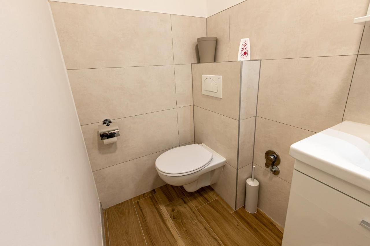 Self Check-In Apartment With Jacuzzi Mostar Buitenkant foto